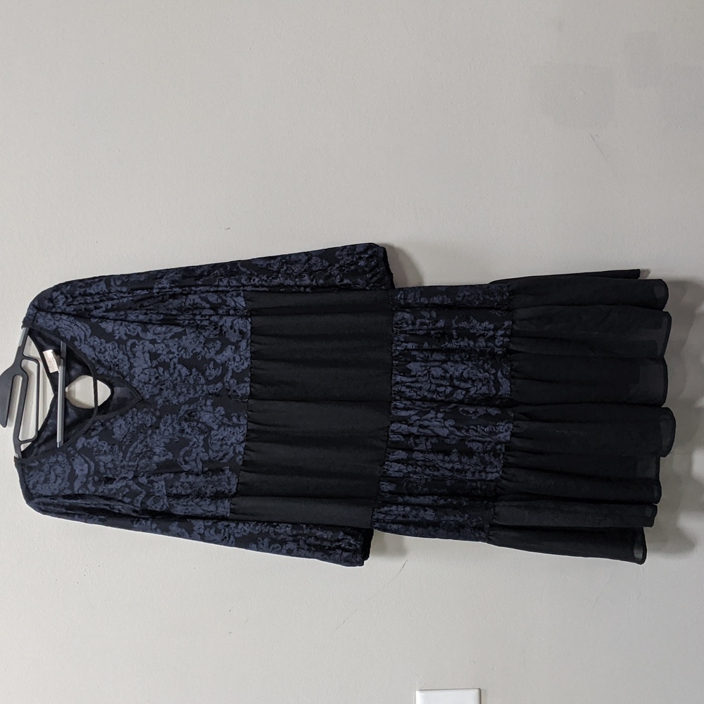 Knox Rose tiered dress